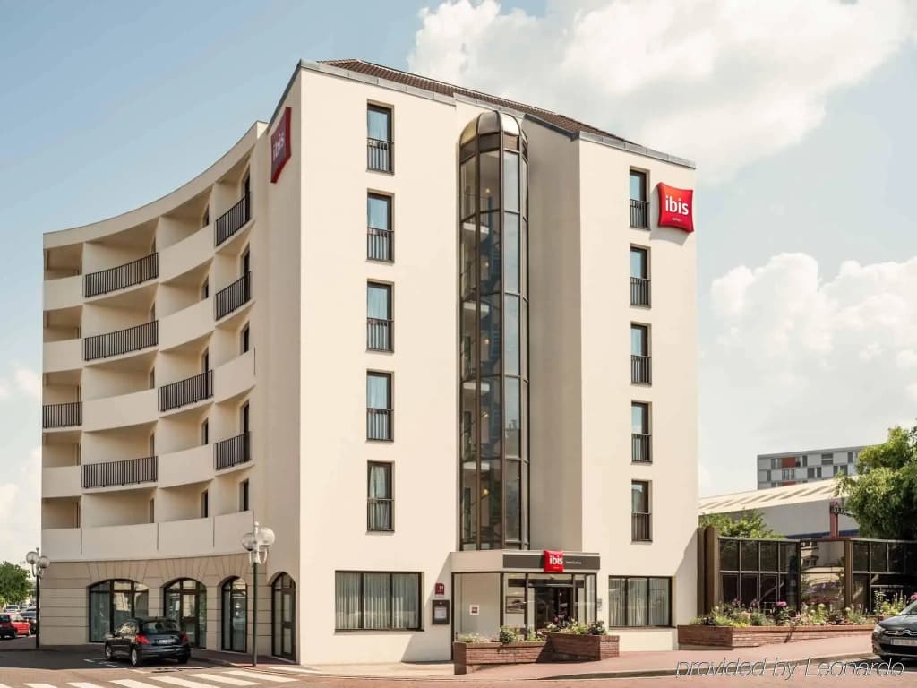 ibis Saint Gratien - Photo 1