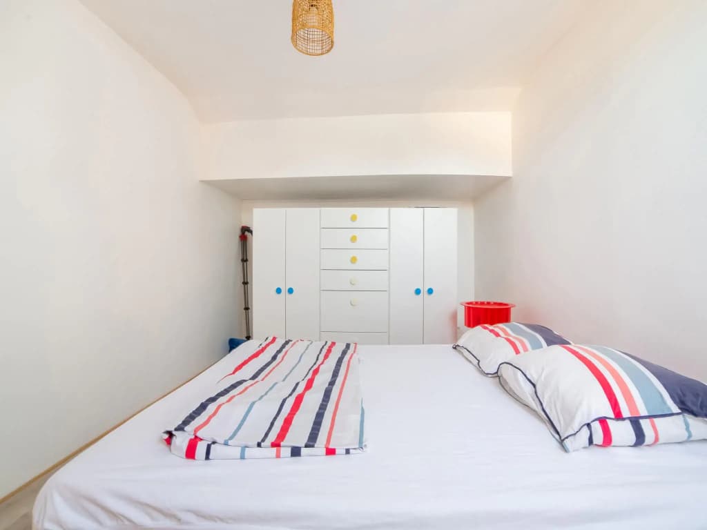 Snug holiday home in Bergerac with terrace - Miniature 8