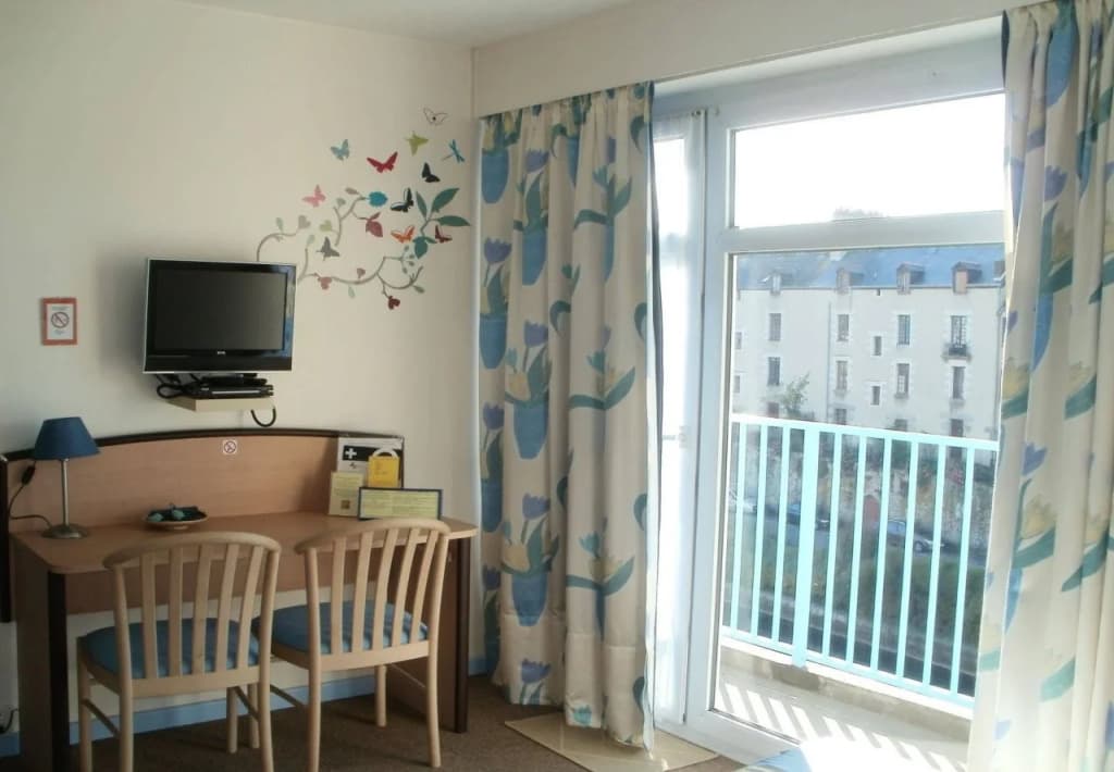 Hôtel Le France - Photo 2