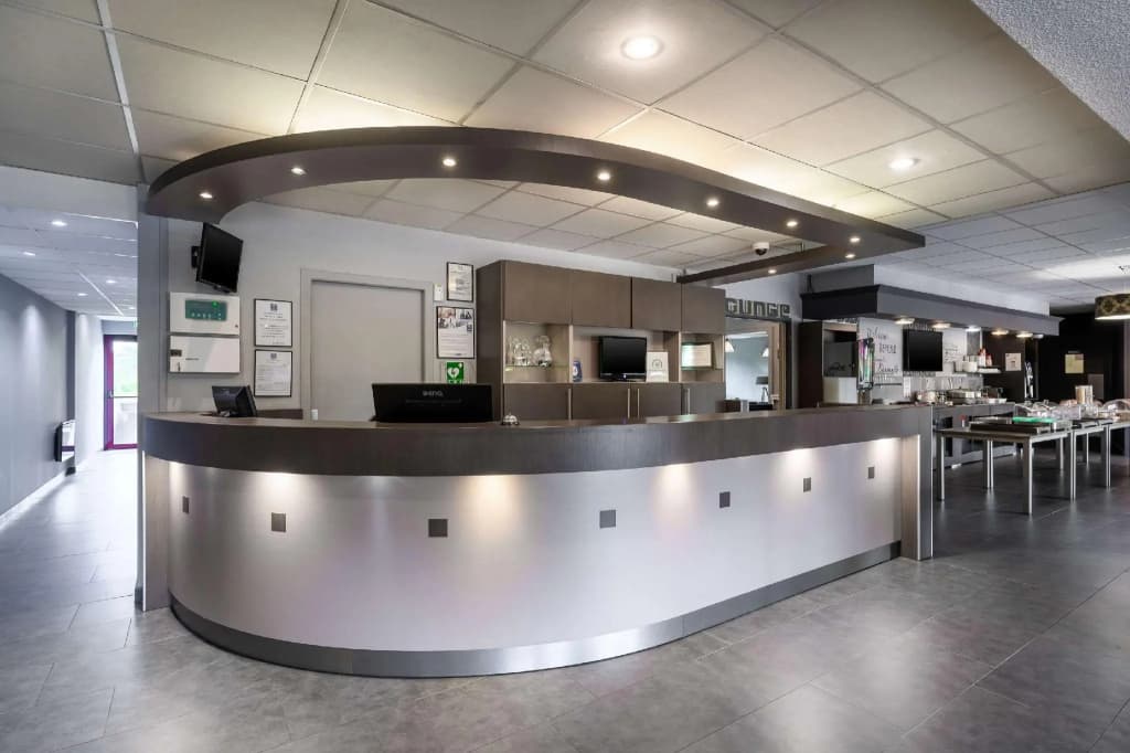 Sure Hotel by Best Western Lille Tourcoing - Photo 2