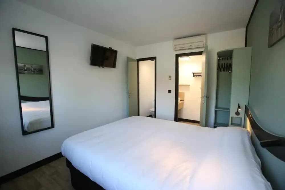 Enzo Hotels Chartres Mainvilliers by Kyriad Direct - Photo 5