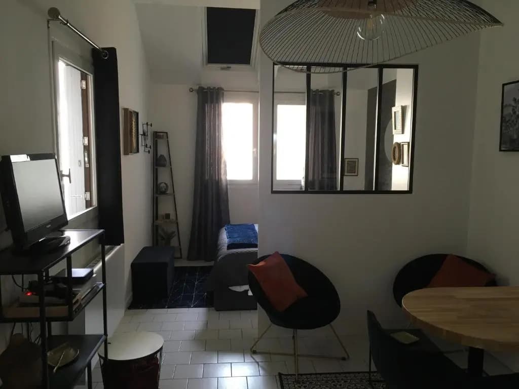 Studio 15 - Photo 1