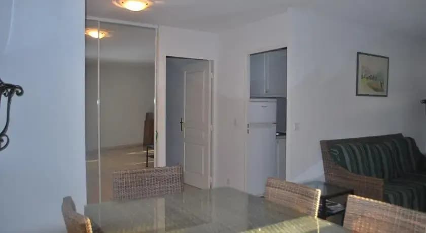 Cannes Republique Two Bedrooms - Photo 2