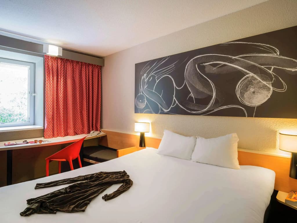 ibis Antibes Sophia Antipolis - Photo 3