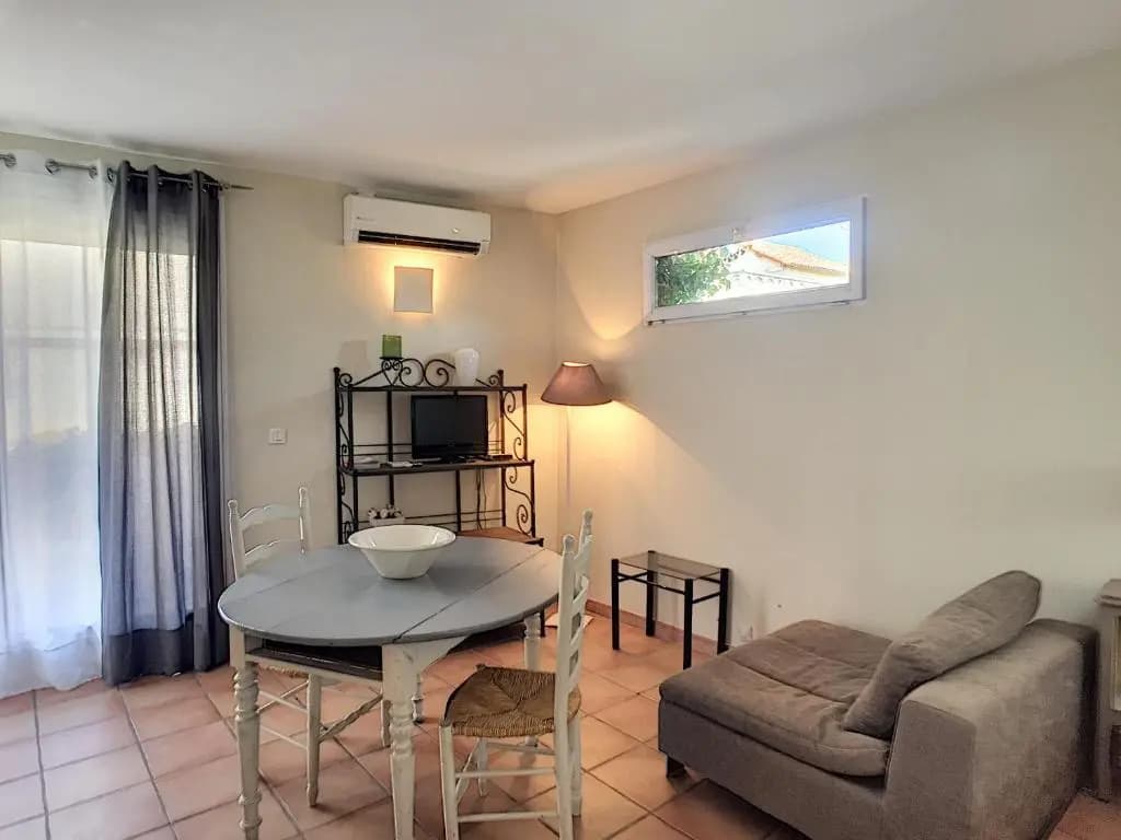 Anne de la Maison Blanche - Photo 3