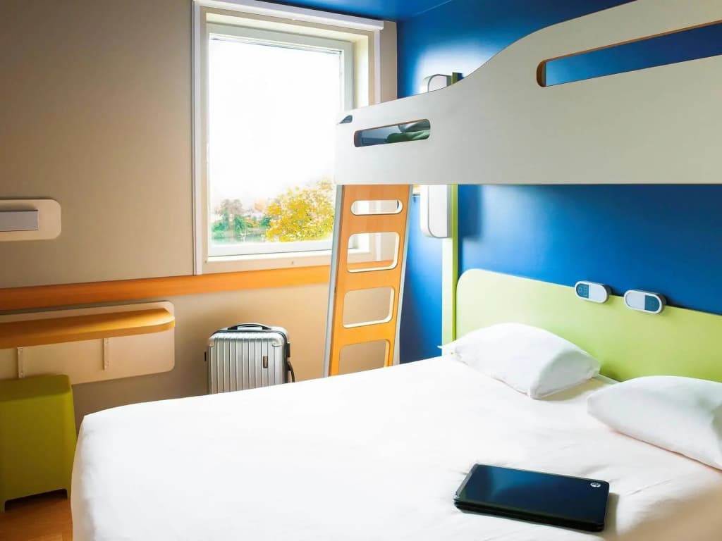 ibis budget Bezons Rives de Seine - Photo 4
