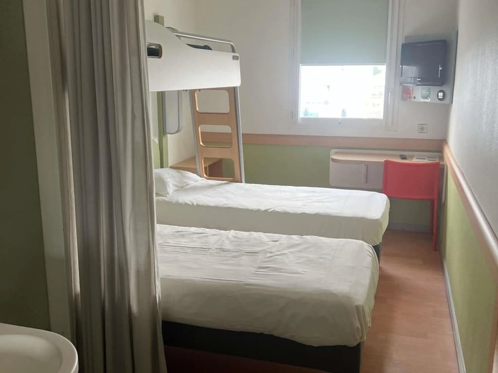 ibis budget Roanne - Photo 4