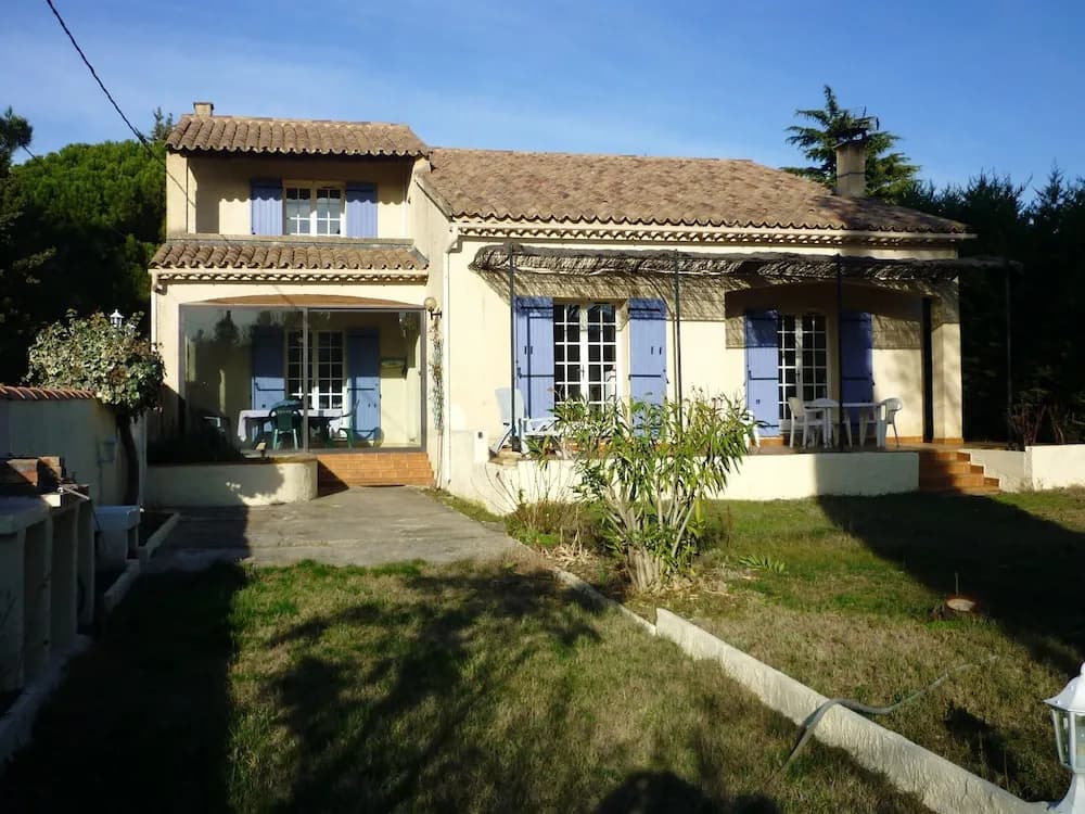House With 3 Bedrooms in Loriol-du-comtat, With Enclosed Garden - 110 km From the Beach - Photo 1