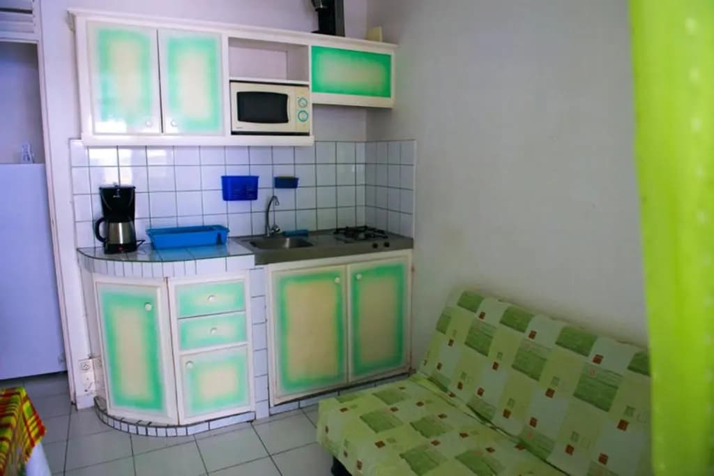 Appartement de 4 chambres avec piscine partagee jardin clos et wifi a Le Gosier a 5 km de la plage - Photo 4