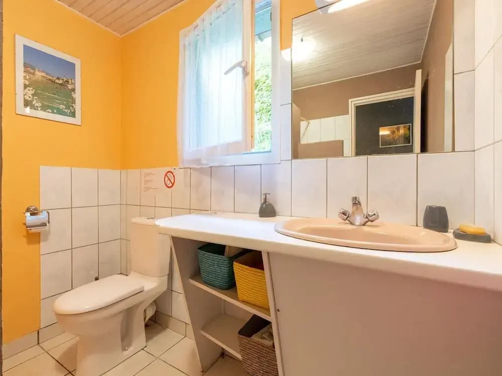 Tranquil Villa in Les Salelles - Miniature 8