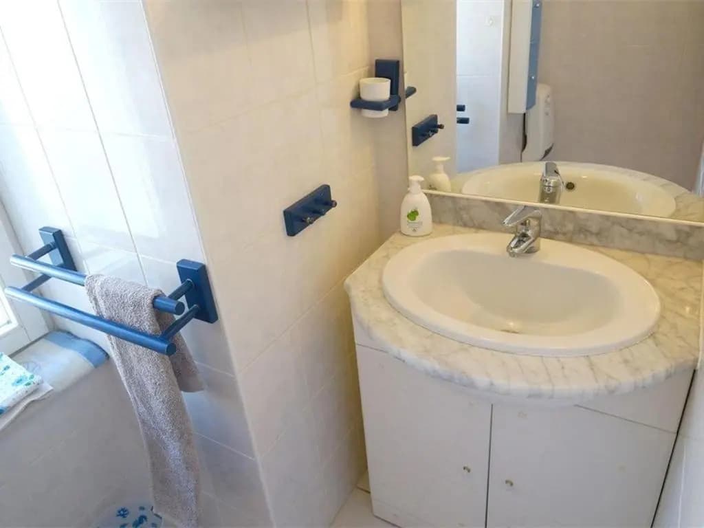 Appartement Bagnères-de-Luchon, 3 pièces, 6 personnes - FR-1-313-150 - Miniature 7