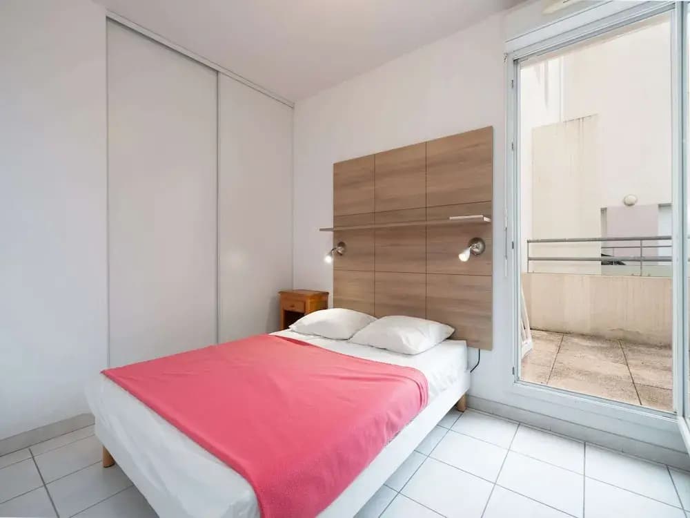 Cozy Apartment by the Sea - Photo 1