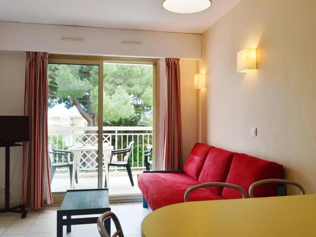 Appartement Golfe Juan, 2 pièces, 4 personnes - FR-1-252-140 - Miniature 6