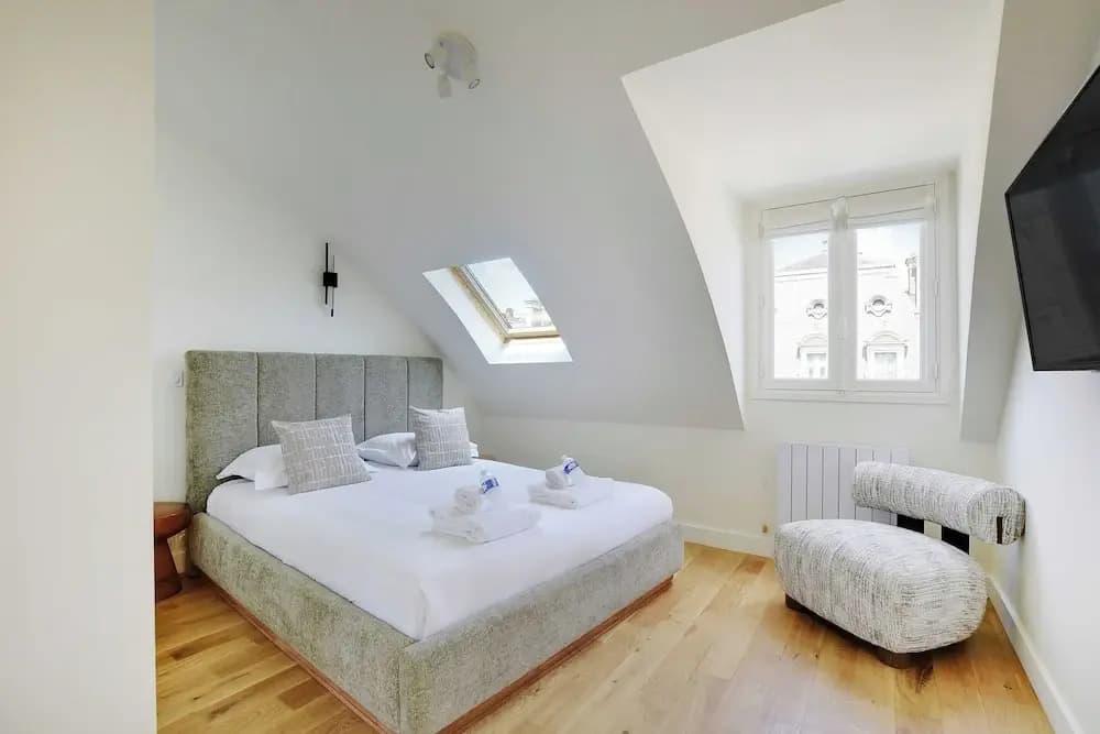 Apt a/c 3br/6p - Saint-lazare/les Champs Elysee - Photo 5