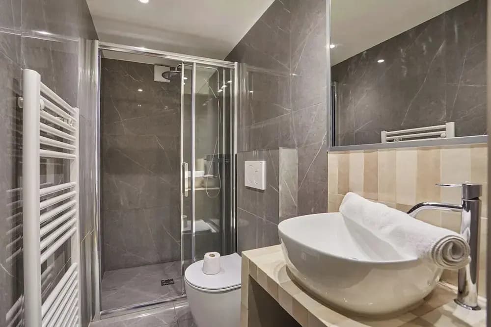 Superb Apartment 2 Bedrooms Center of Paris - Miniature 6