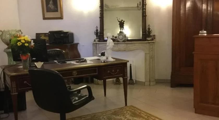 Hôtel le XVIIIème - Photo 2