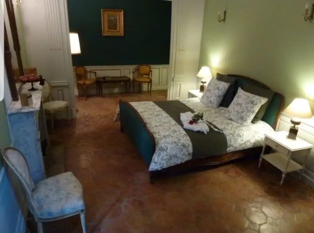 Hotel Coté Cour Chambres d'hotes - Photo 3