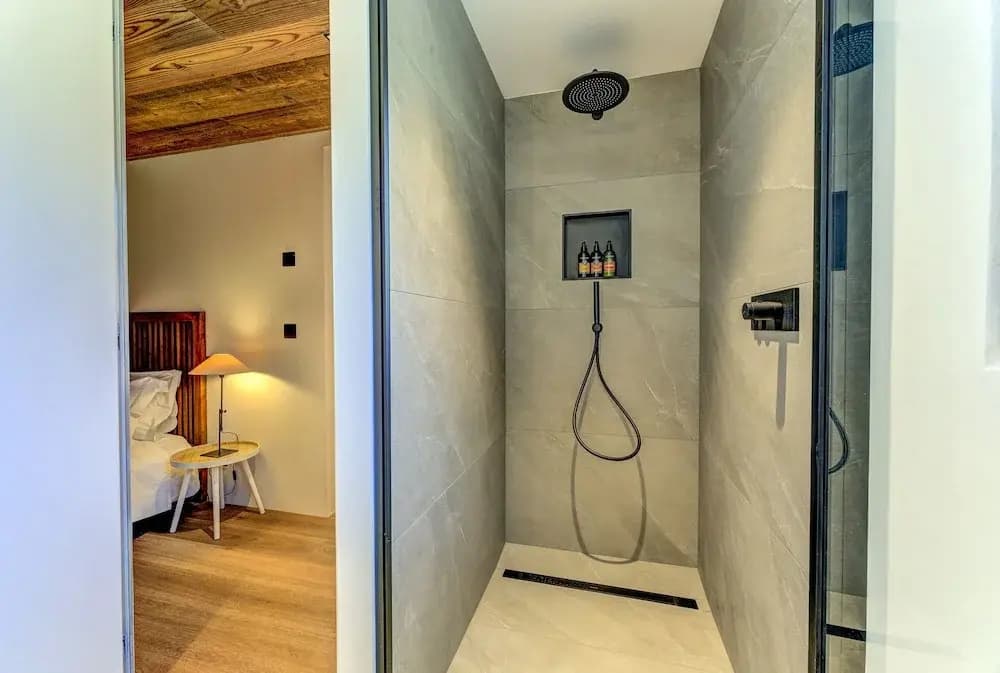 Chalet Fortuna a Jewel in Central Chamonix - Photo 1