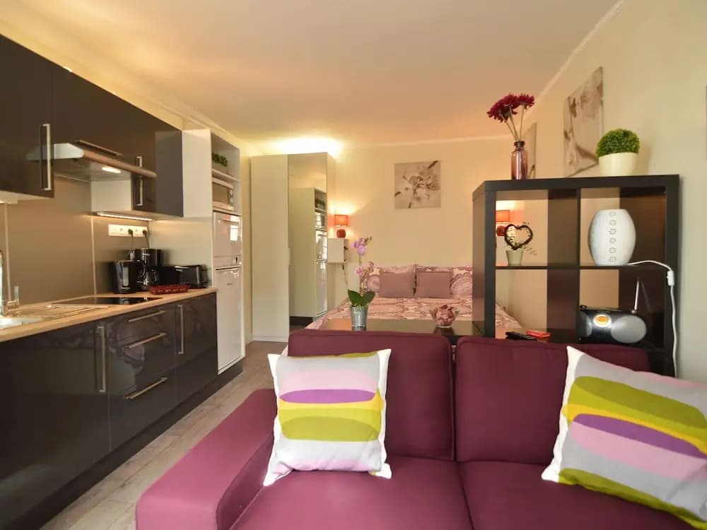 Modern Apartment in Bayeux near Sea - Photo 2
