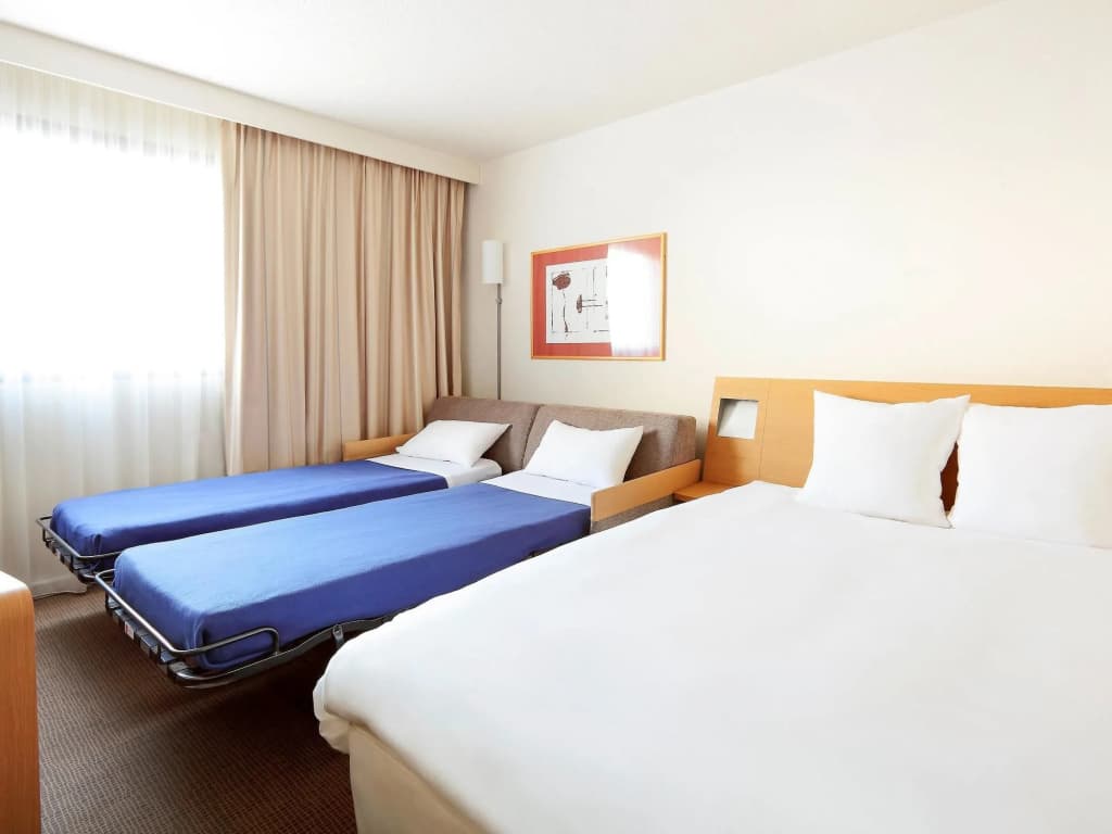 Novotel Atria Nimes Centre - Photo 3