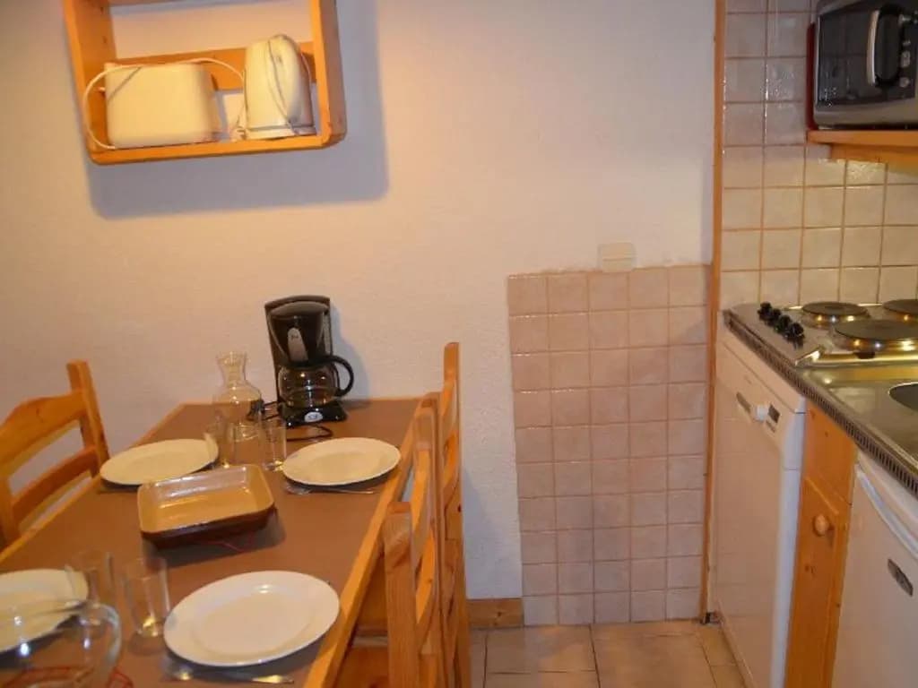 Appartement Les Menuires, 1 pièce, 4 personnes - FR-1-452-55 - Miniature 8