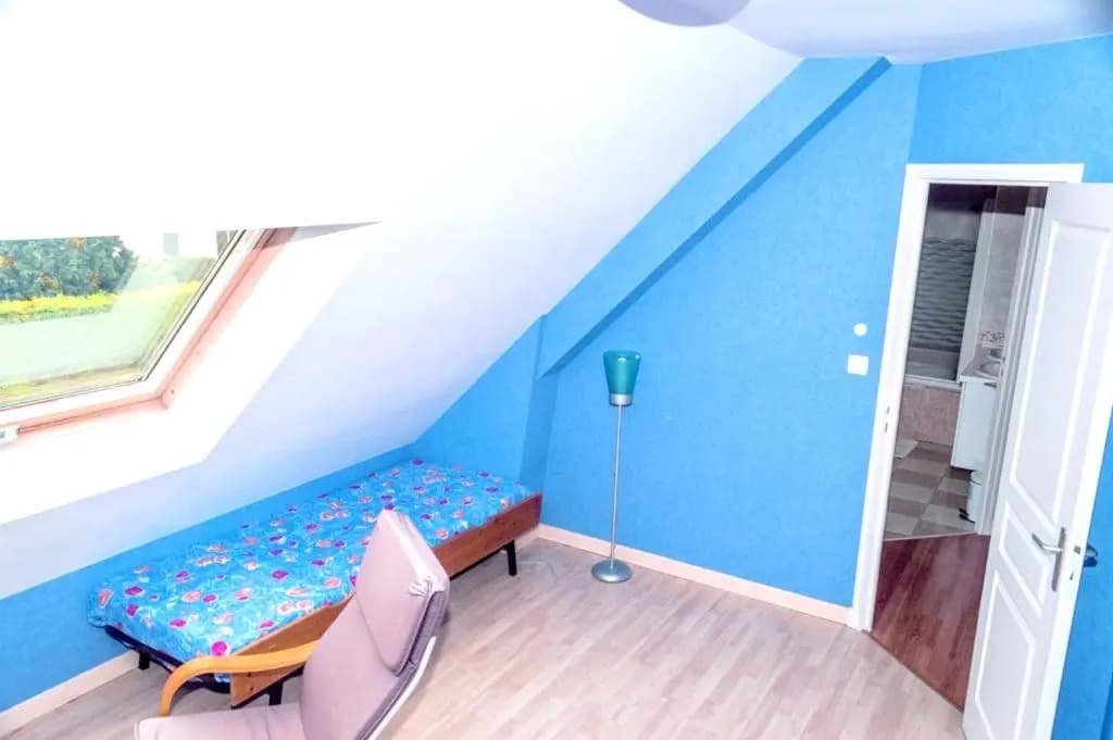Maison de 4 chambres avec jardin clos et wifi a Courtils - Miniature 6