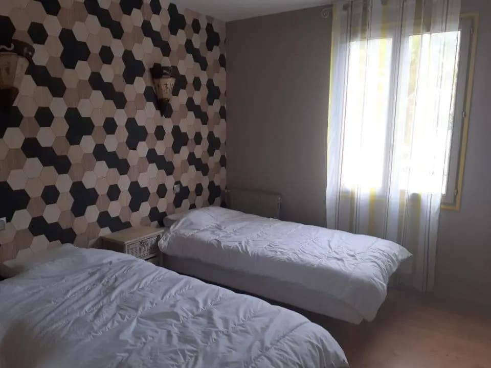 Barbotan MODERNE & CONTEMPORAIN IDEAL SOIREE, WEEK END, CURE THERMALE, VACANCES, CLASSE 3 ETOILES PAR L OFFICE TOURISME DE...