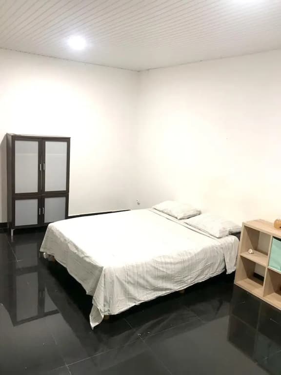 Apartment With in Sainte Rose With Pool Access Furnished - Photo 3