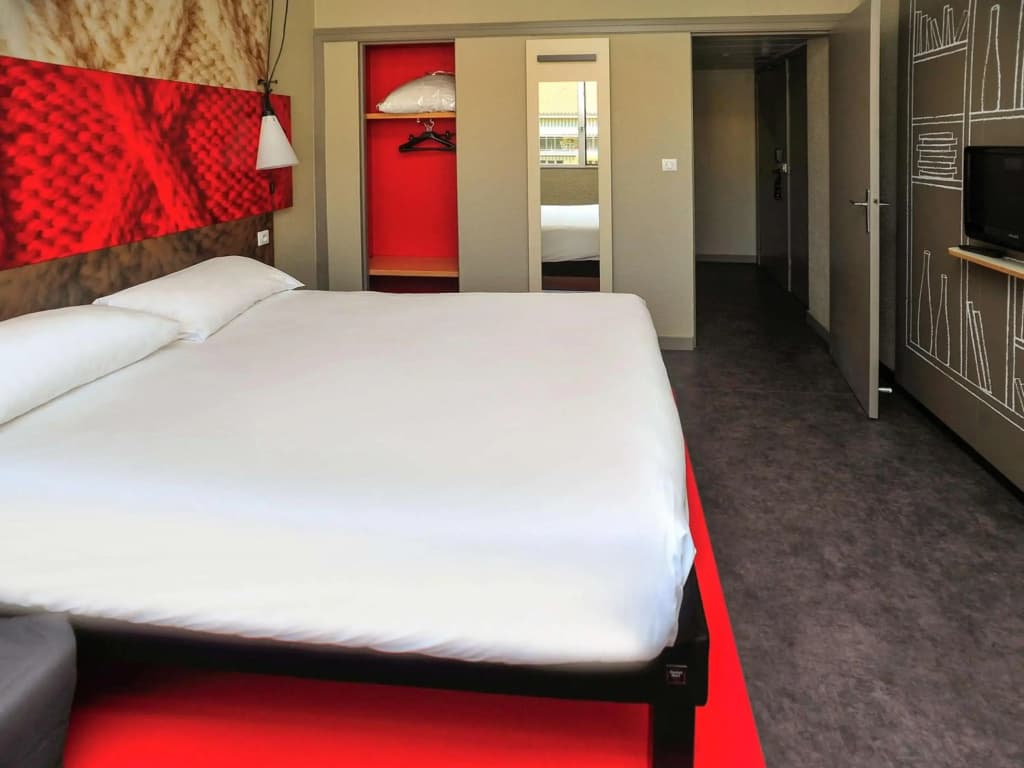 Ibis Lyon Centre - Photo 3