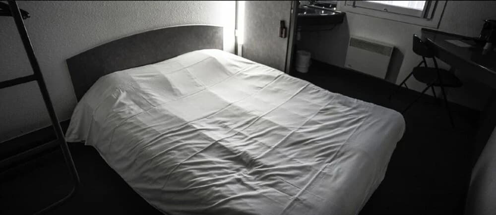 Egg Hotel Sarcelles - Miniature 6
