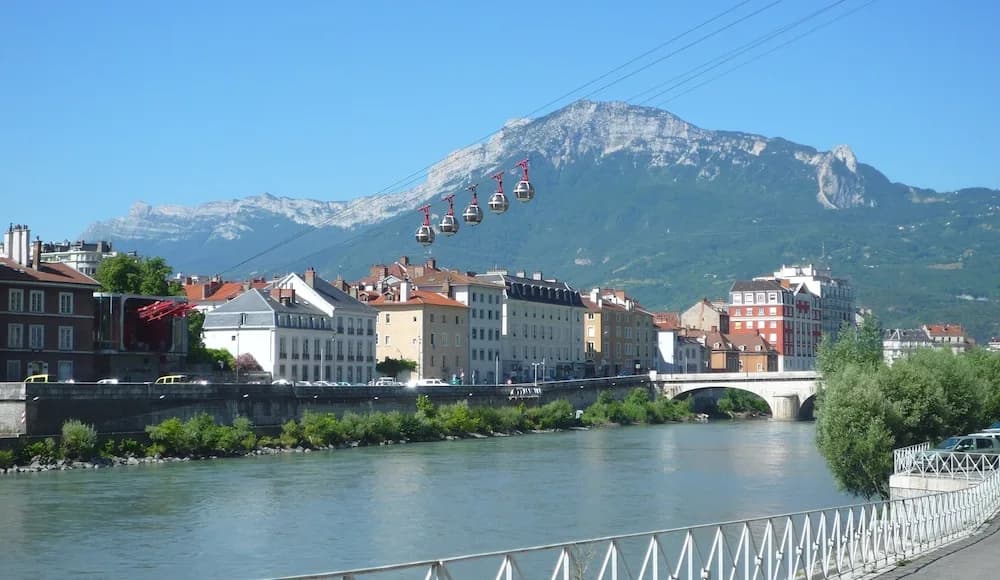 Studio proche du centre de Grenoble et universités - Miniature 8