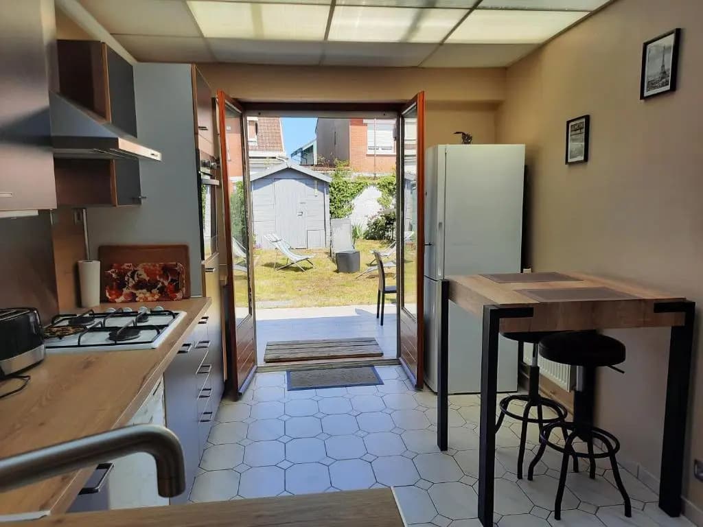 Maison Chez Lili à 200 m de la plage ,jardin privé et clos - Miniature 6