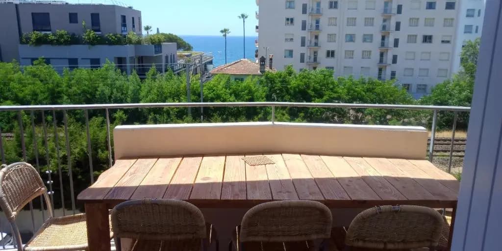 2P-vue mer-plages à 50m-parking privatif couvert - Photo 4
