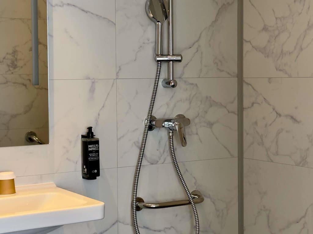 ibis Styles Bordeaux Saint Médard - Miniature 7