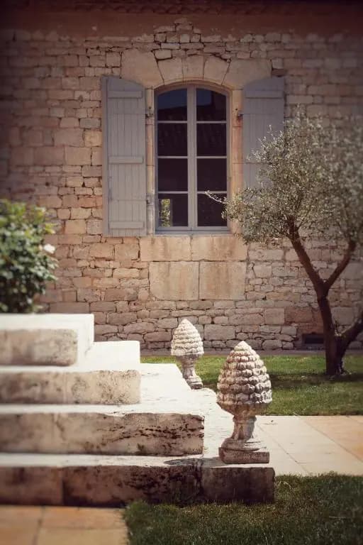 Chateau Secretary - Miniature 7