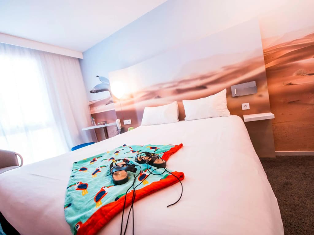 ibis Styles Toulon Centre Port - Photo 5