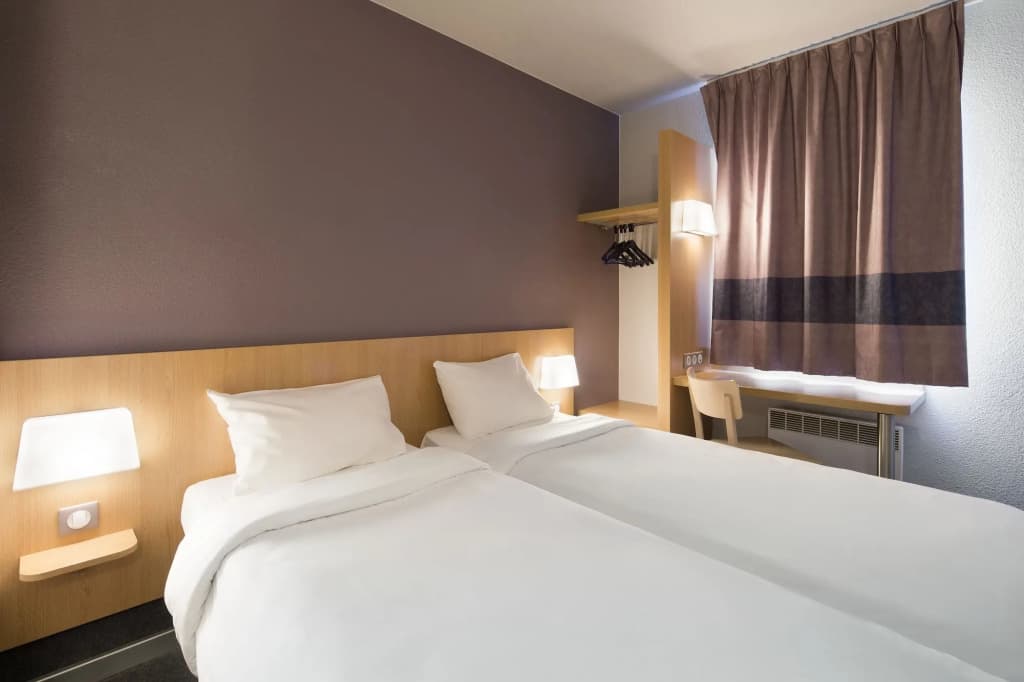 B&B HOTEL Fréjus Roquebrune-sur-Argens - Miniature 6