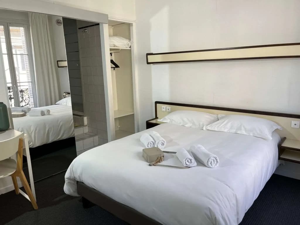 Hotel des Grands Hommes - Bordeaux Centre - Photo 2