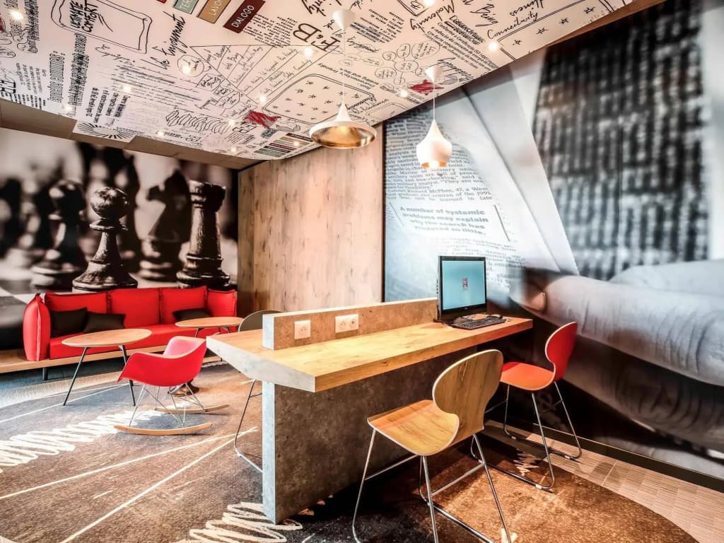 ibis Niort Est Mendes France - Photo 2
