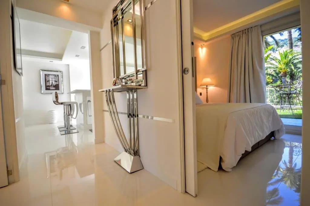 Deluxe apartment Villefranche Sea view front Terrace 230m2 with Jacuzzi - Photo 2