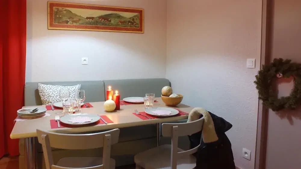 Apartment With Balcony or Terrace - Photo 5