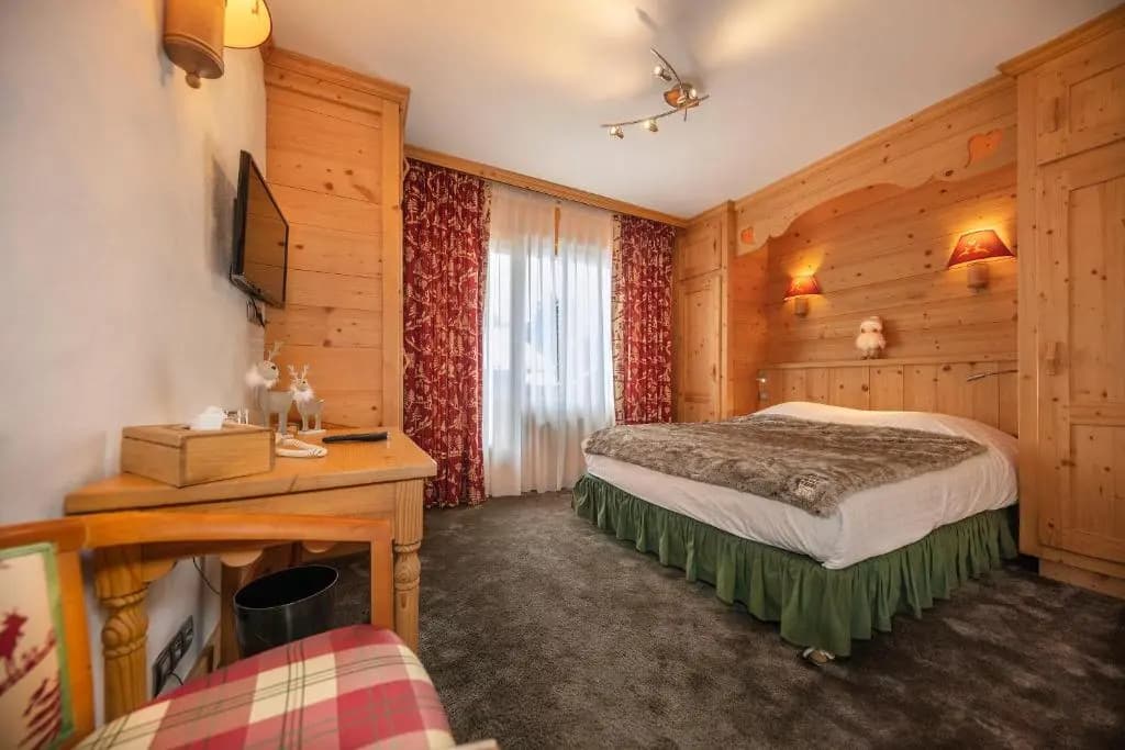 Chalet-Hôtel Neige et Roc, The Originals Relais (Hotel-Chalet de Tradition) - Photo 2