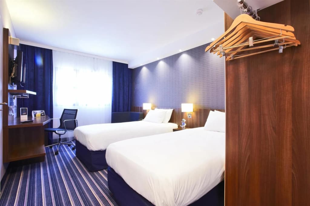 Holiday Inn Express Marseille Airport by IHG - Miniature 7