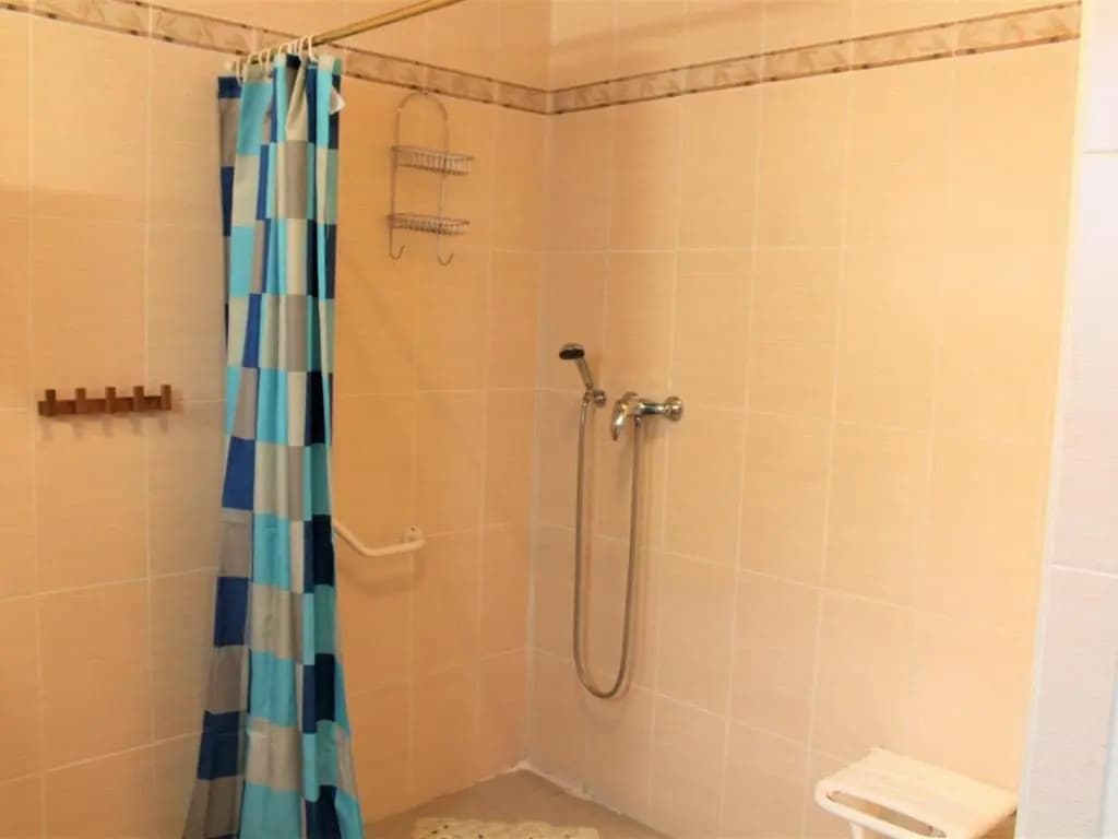 Gite Mazeyrolles, 3 pièces, 4 personnes - FR-1-616-106 - Photo 5