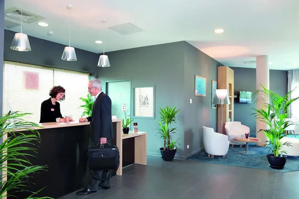 Appart'City Confort Montpellier Millénaire - Appart Hôtel ex Park&Suites - Photo 2