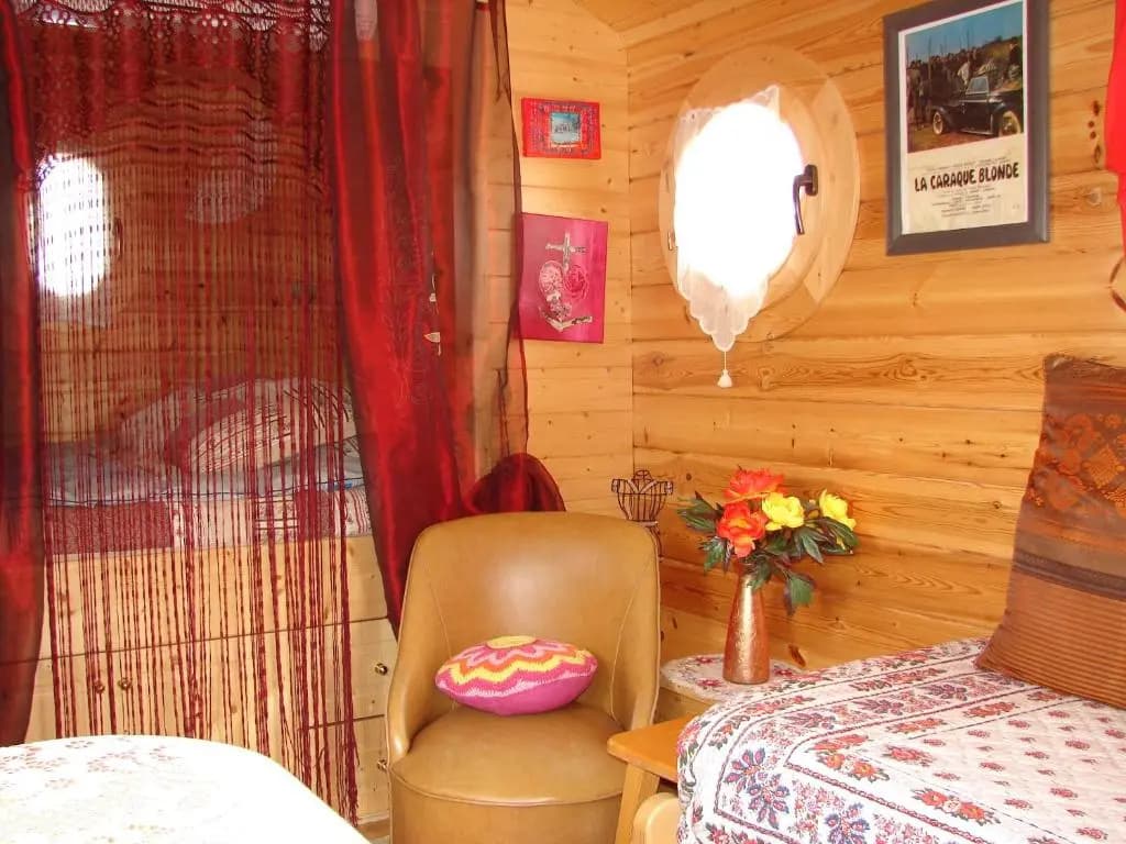 Gites et Roulottes Du Grand Puits - Photo 3