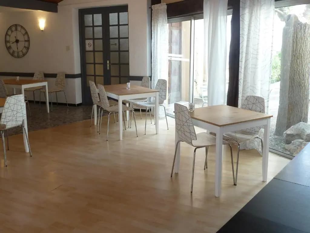Hotel Vila - Miniature 7