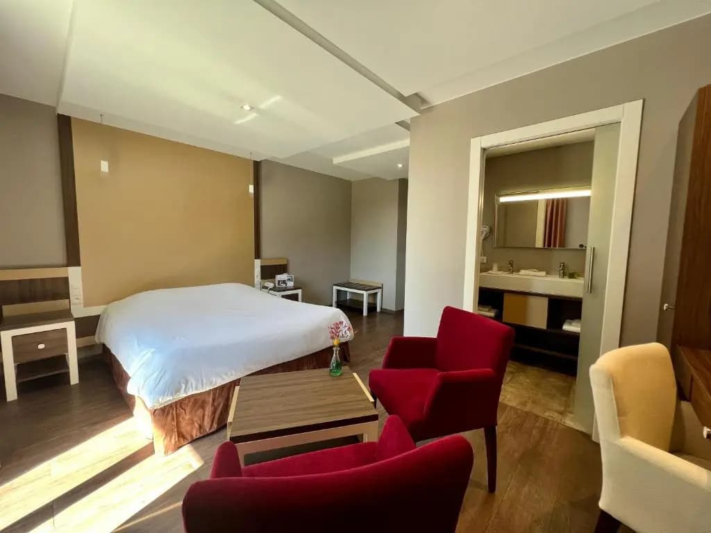 Hotel Restaurant Les Bergeronnettes - Photo 1