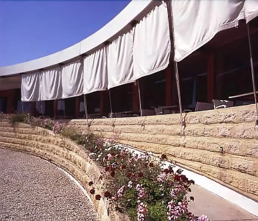 Hotel Les Cabanettes - Photo 3