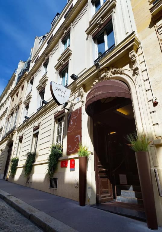 Hôtel Chambellan Morgane - Photo 1